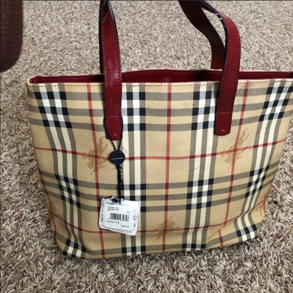 Burbbery tote authentic